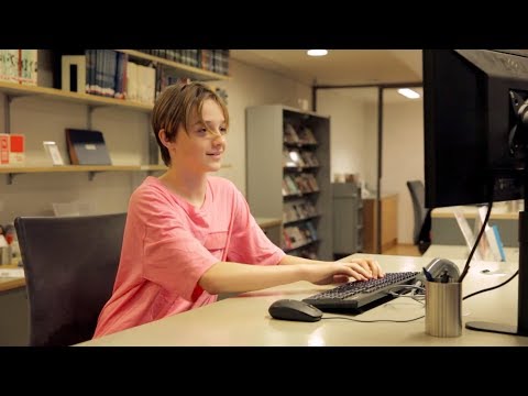 Video: Hur Man Skriver Ett Manus För Examen