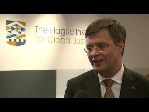 Interview: Jan Peter Balkenende - YouTube