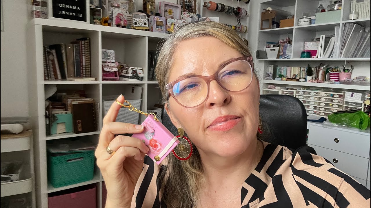 Hagamos mini llaveros libro