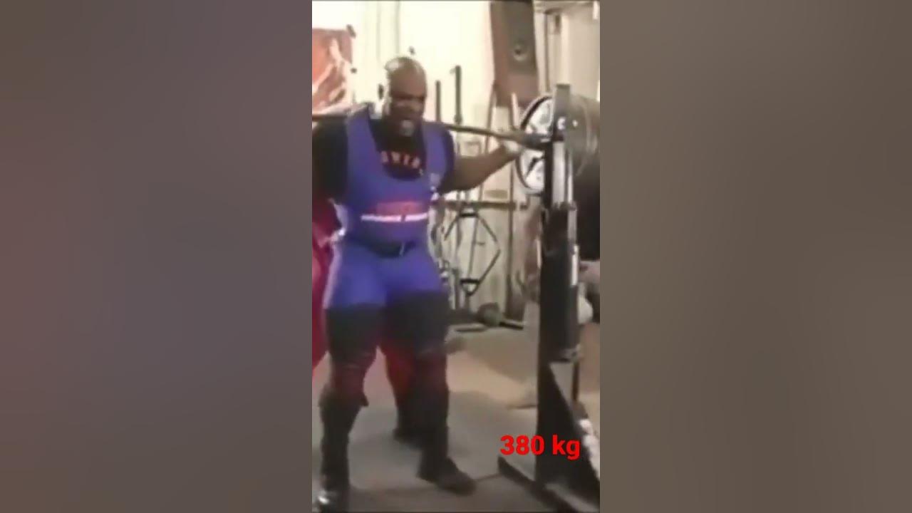 Ронни Колеман шпагат