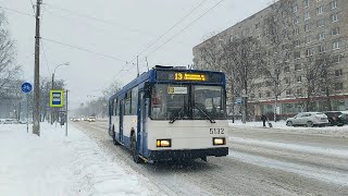 видео: Троллейбус, маршрут №13 ВМЗ-5298-020 б.5132 (30.11.2021) Санкт-Петербург картинка: Троллейбус, маршрут №13 ВМЗ-5298-020 б.5132 (30.11.2021) Санкт-Петербург