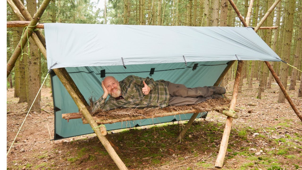 Tarpaufbau: Hochbett aus zwei Dreibeinen | 3x3 Tarp DD-Hammocks | Bushcraft