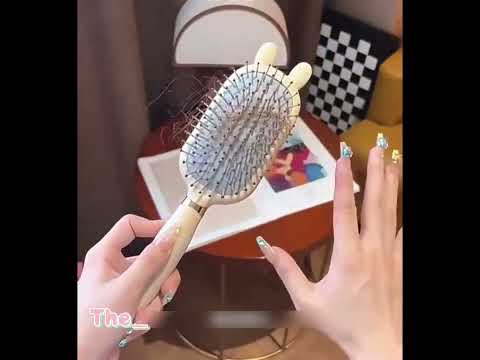 Самоочисна масажна розчіска, видео 1