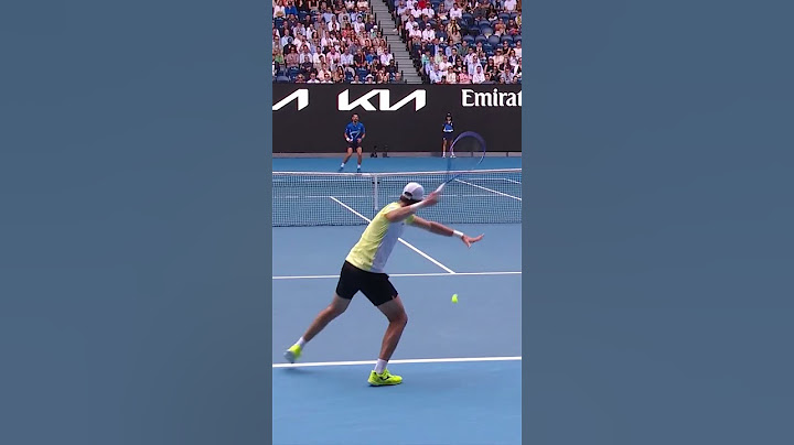CRAZY tennis from Djokovic! 🤯