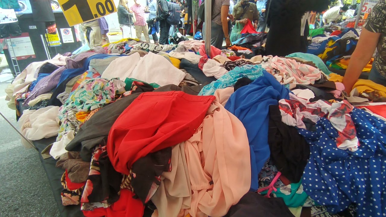 Market in Rome. Mercado en Roma  #portaportese #streetmarketrome