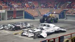 Viper Monster Truck Freestyle At Utica Aud Part 2