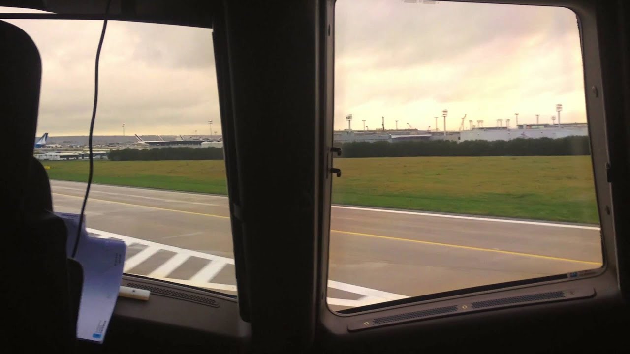 AF797 Landing Runway 26 Paris Orly 777-300ER Cockpit view - YouTube