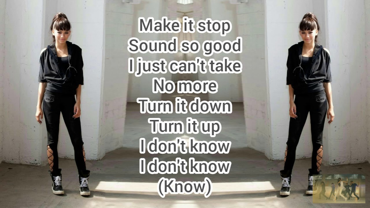 Replay Zendaya lyrics video by Zendaya 724 - YouTube