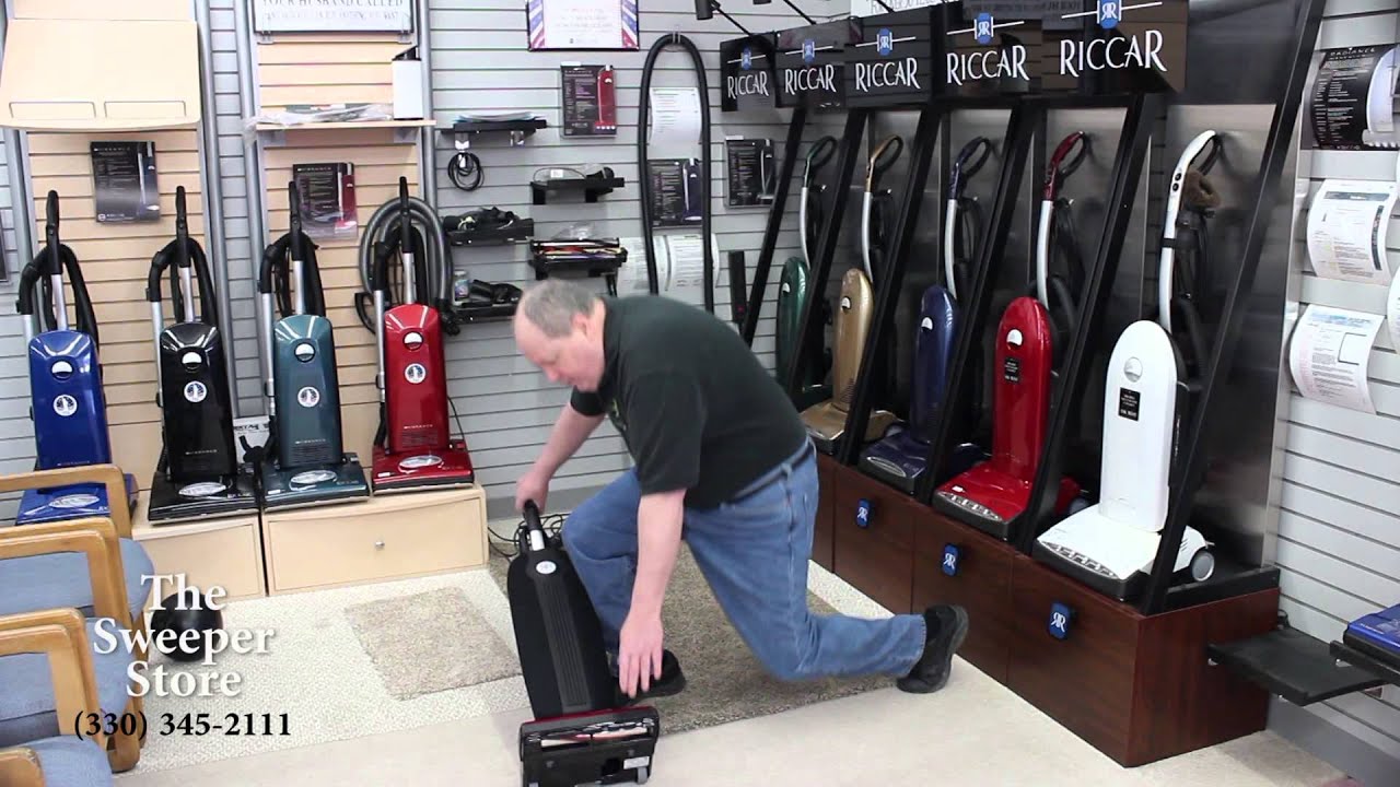 What are the Riccar vacuum ratings compared to other vacuums?