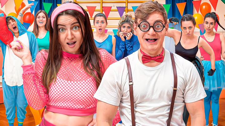 10 TIPI di AMICI a SCUOLA di DANZA 🩰 - Dani e Robbi