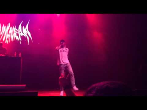Thaiboy Digital & Yung Lean  - Diamonds (Live at The Wiltern 4-7-16)