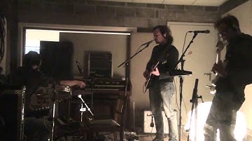 MASDA - START A FIGHT - GLIMWORM SESSIE URGENT