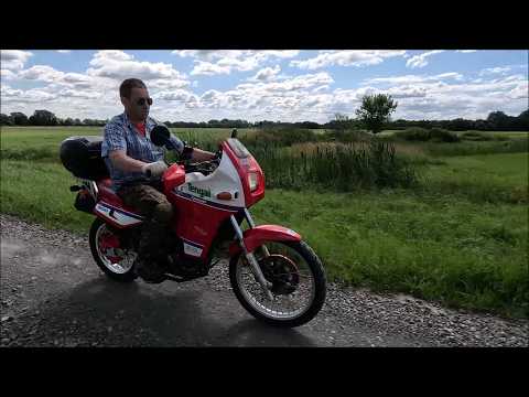 Kawasaki KL 500 Tengai vs WSK 125 / Rough Ride / Preparing Trailers for Harvest