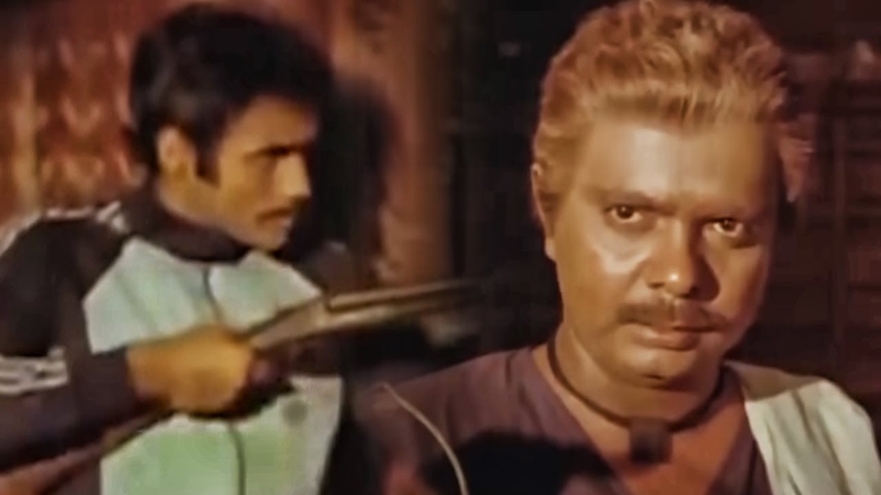 पुनीत इस्सर सदाशिव अमरापुरकर को इस हवेली के बारे में पूछ रहा है