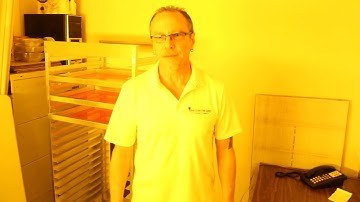 How to Properly Coat a Screen  (Applying Emulsion)