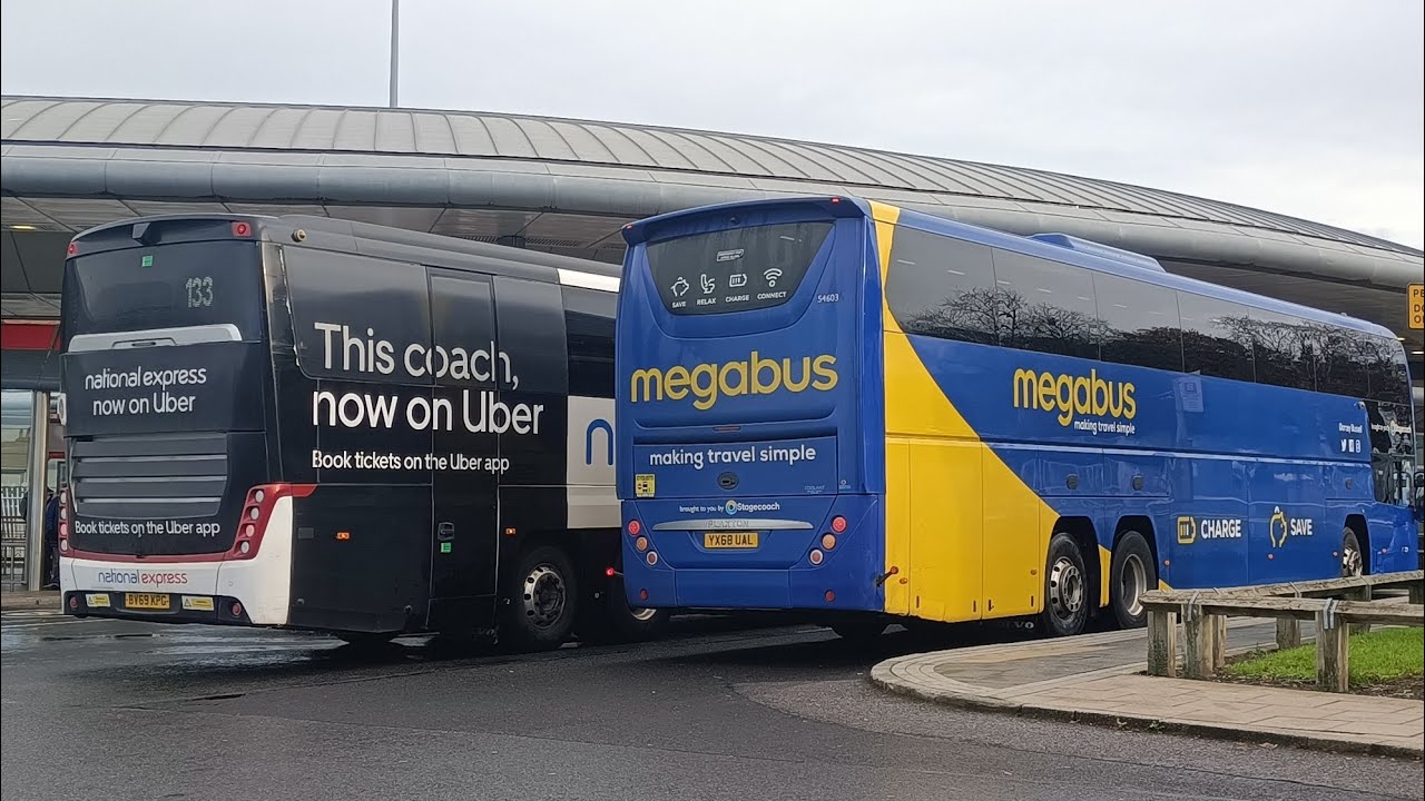 XMAS With KH* Megabus 54603 And National Express 7146 At Park Lane