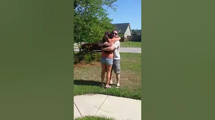 Richard Murdock surprises mom