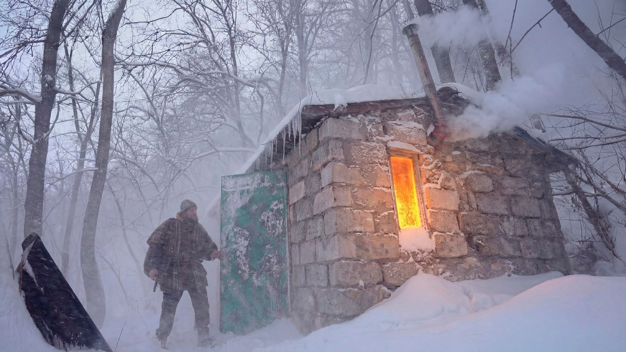 Stone House by the Frozen River Gets a Second Life | Alone in a Blizzard | Episode 3