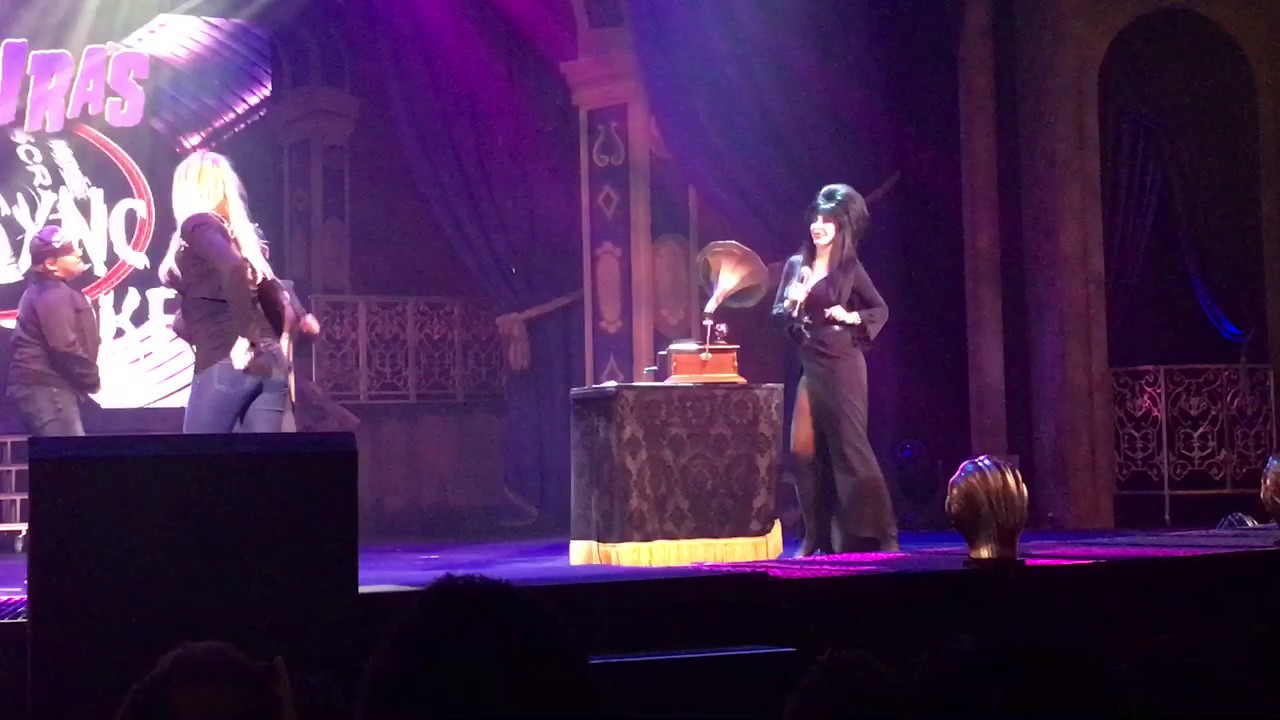 Elvira ass
