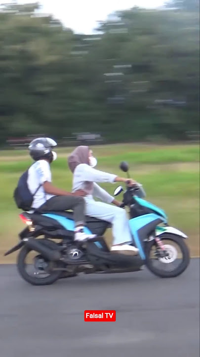Cewek paling nekat di dunia #honda #matic #roadrage #balapmotor #viral