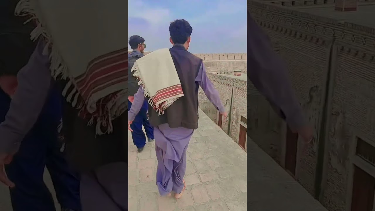 enjoy with friends Pakistan old places naokot kila 😉😊