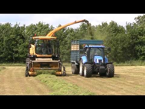 New Holland FR9040 Silage with John Kennedy - john...