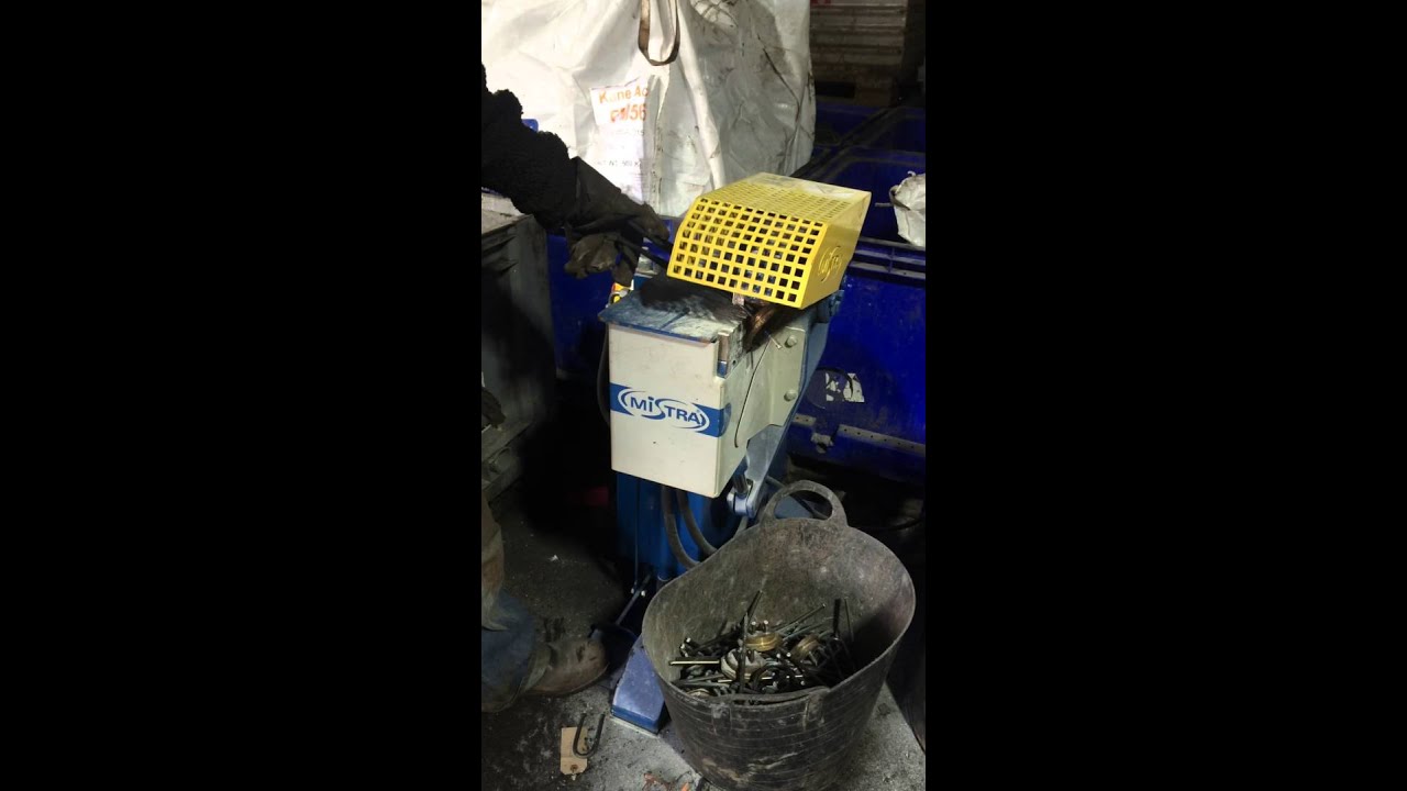 MISTRA KAJMAN 200 ALLIGATOR SHEAR.