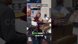 KAREN TRIGGERED IN POST OFFICE #karen  #firstamendmentaudit #firstamendment #karenarrested #karens Wealth