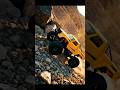 RC Rock Crawler Defies Gravity! 🤯⛰️#rccrawler #offroadrc #rockclimbing