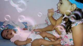 Trocando A Irmã Helena