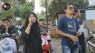 Nia dirgha Cepat datang kasihkuAku sudah menungguCepat datang sayangkuKu rindu kepadamu ( asmara )