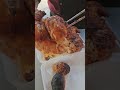 Kızarana Kadar Başında Bekliyor 