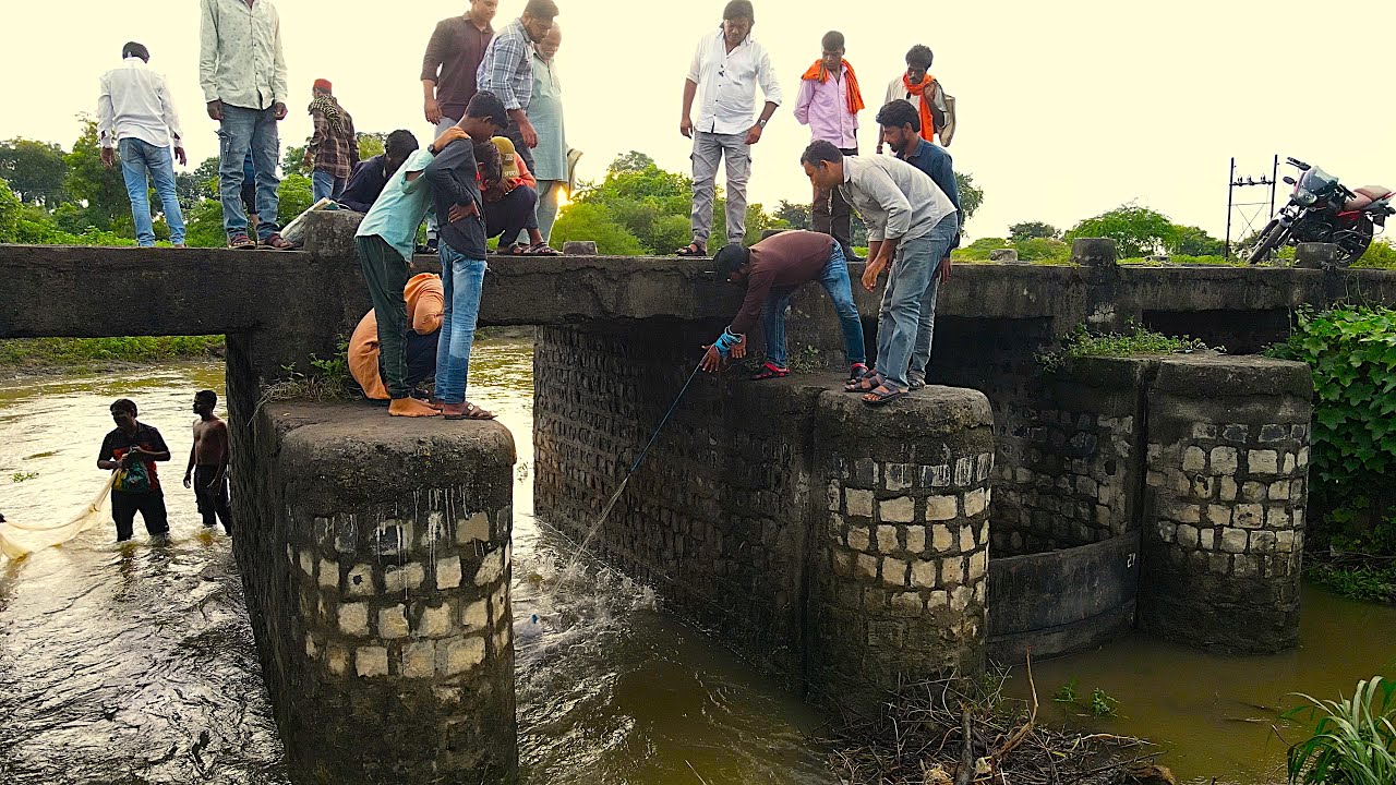यहां के लिए इससे बेहतर तरीका नहीं था मेरे पास! || how to cast fishing net