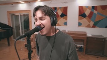 Movements - Living Apology (Live at Studio 4)