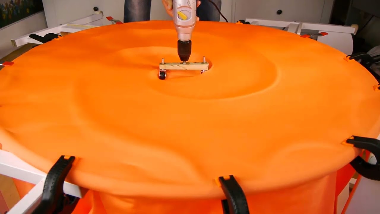 Visualising gravitational waves - YouTube
