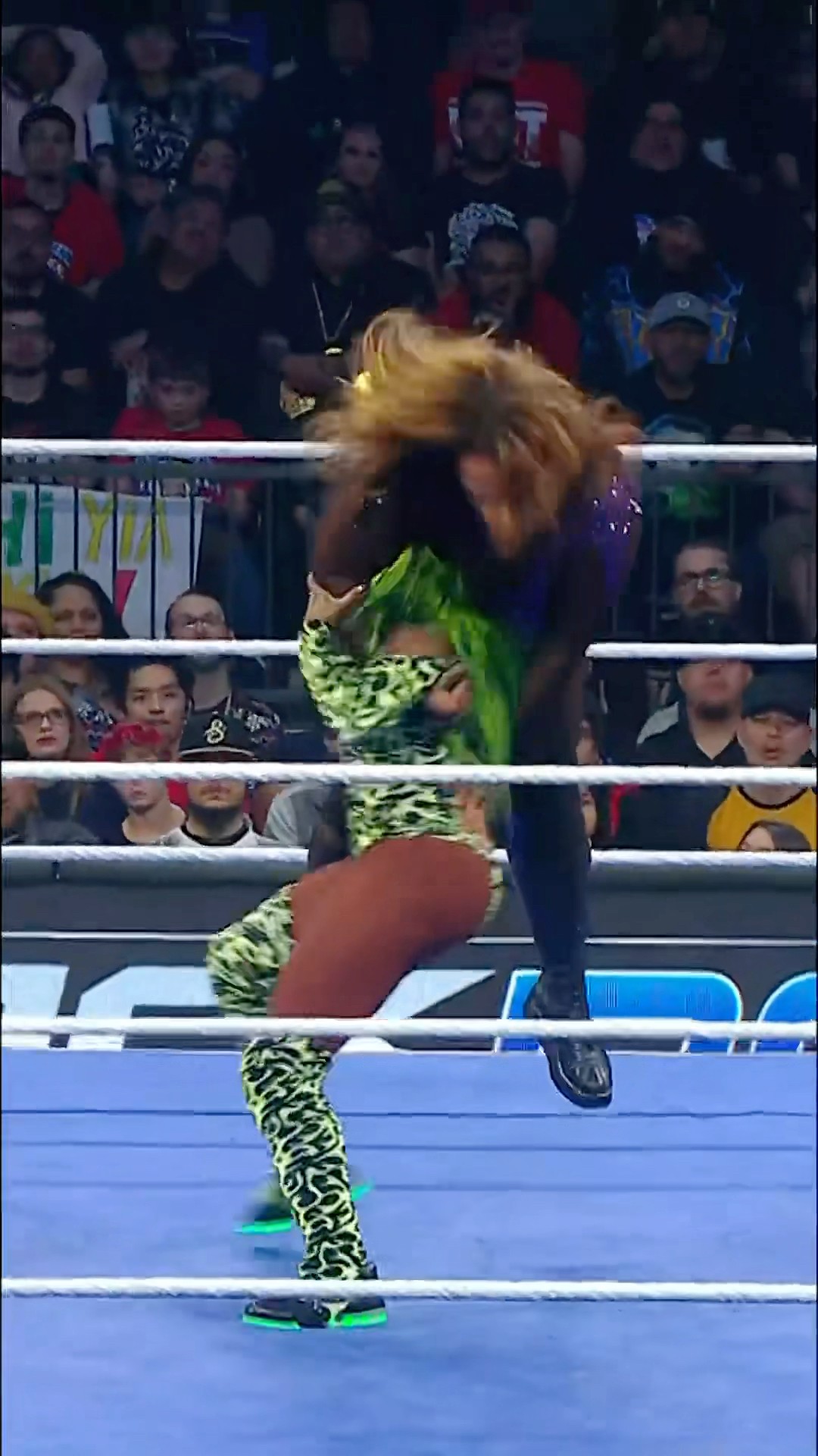 Naomi hits Nia Jax with a Samoan Drop