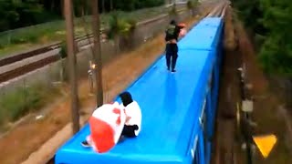 Subway surfers: Video shows dangerous stunt on Toronto train