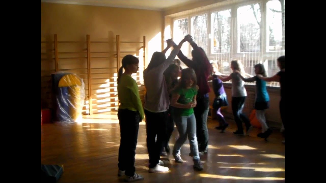 POLISH CHILDREN'S GAMES POLSKIE ZABAWY DZIECIĘCE.wmv YouTube