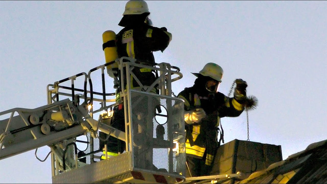 Kaminbrand an Eichenstraße in Garbeck - YouTube