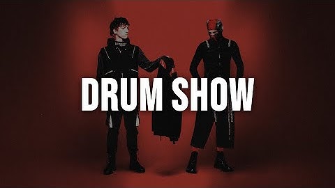 Twenty One Pilots - Drum Show [Lyrics]