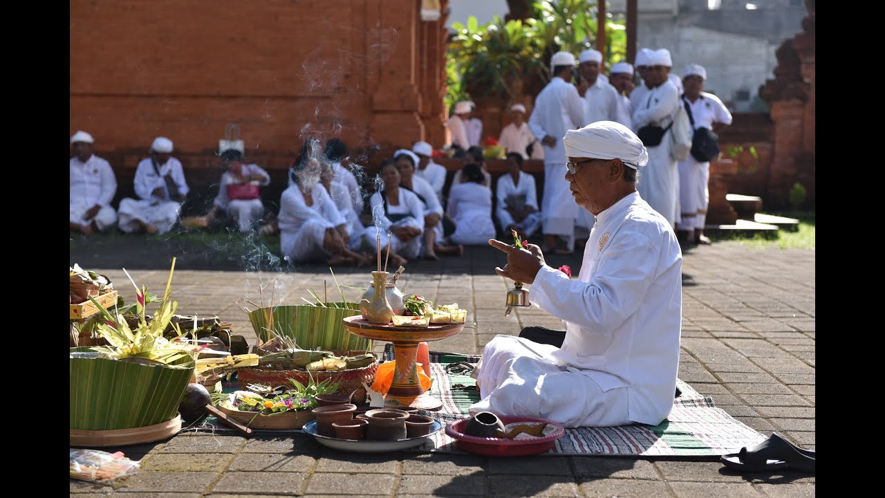 Praktek Nganteb Pemelaspas
