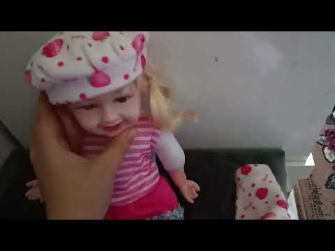 فتاة الفراولة عروسه جميله تلبس لبس الفراولة ❤️