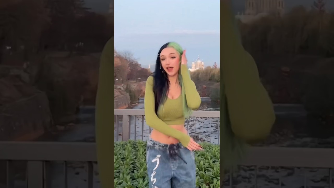 who remembers this song 🥰🥰☺️ #cosplay #anime