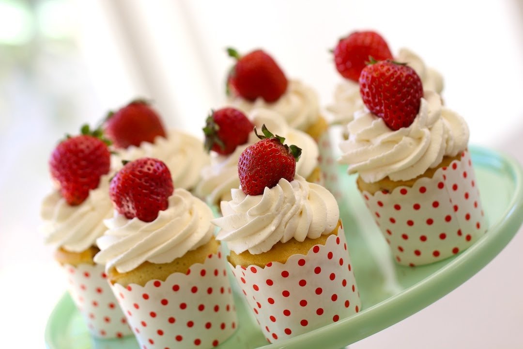 strawberry shortcake cupcakes