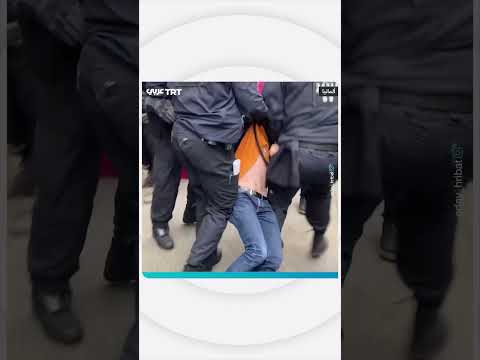 الشرطة تهاجم مظاهرة بوحشية في ذكرى النكبة