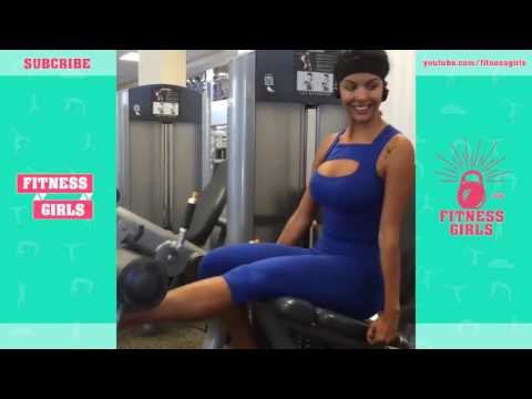 15 Aline Bernardes   Fitness Model   Abs, Butt, Hip Extension, Inner Thigh Workout   Hot Bikini Pose
