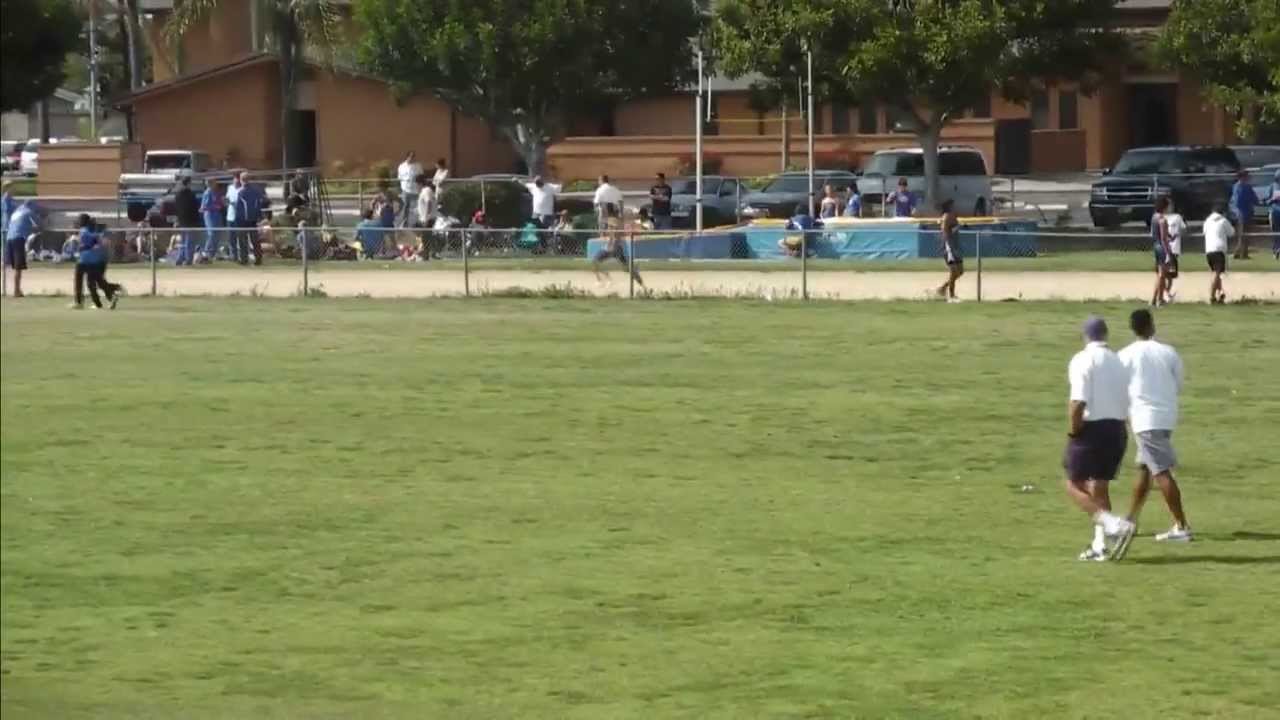 Marina @FVHS 1600m Varsity Boys 14Apr10