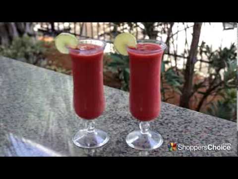 how-to-make-a-strawberry-daiquiri---new-orleans-style-drink-recipe---tailgator-gas-powered-blender