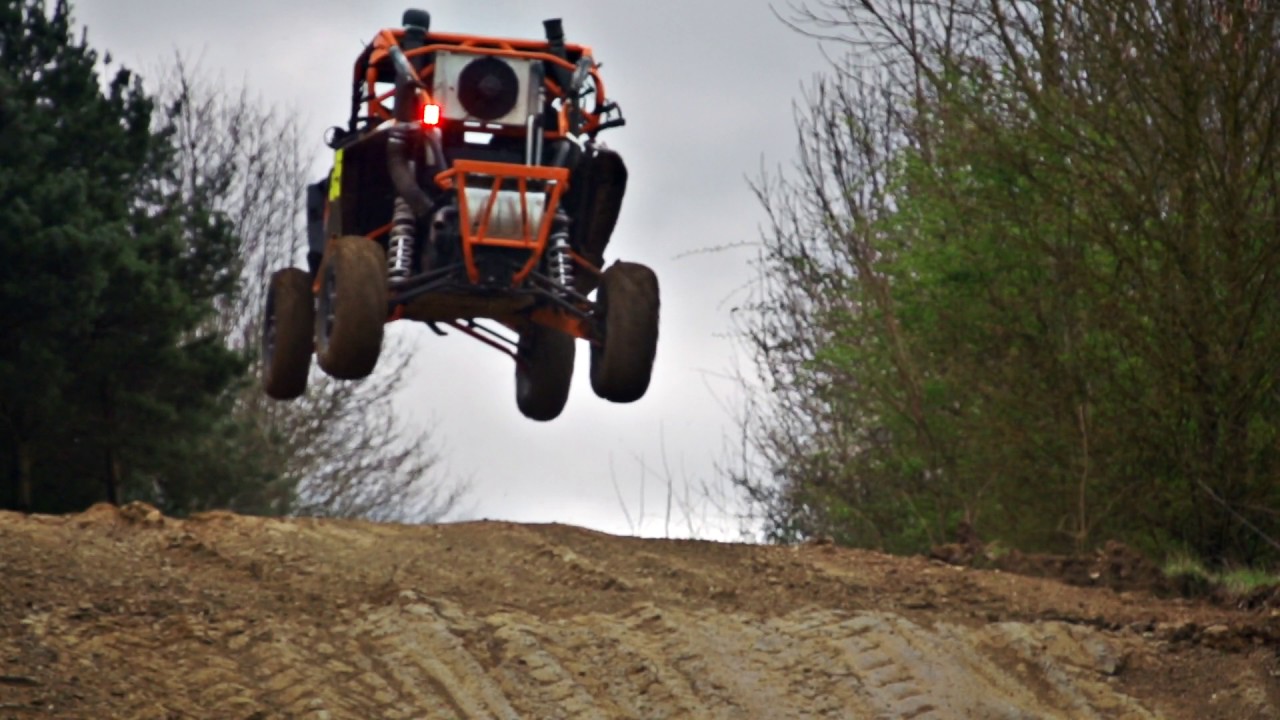 side by side buggy racing