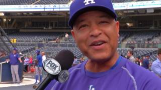 Dave Roberts remembers saving Game 4 of the ALCS with his stolen base.